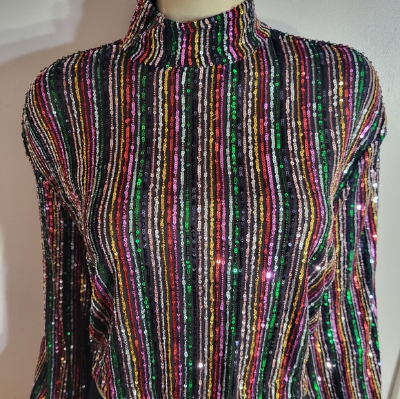 Free People Beautiful Colorful Sequin Crop Blouse Sz XS - Picture 4 of 7